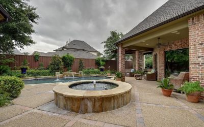 Creating an Outdoor Entertainment Oasis—in ANY Size Space