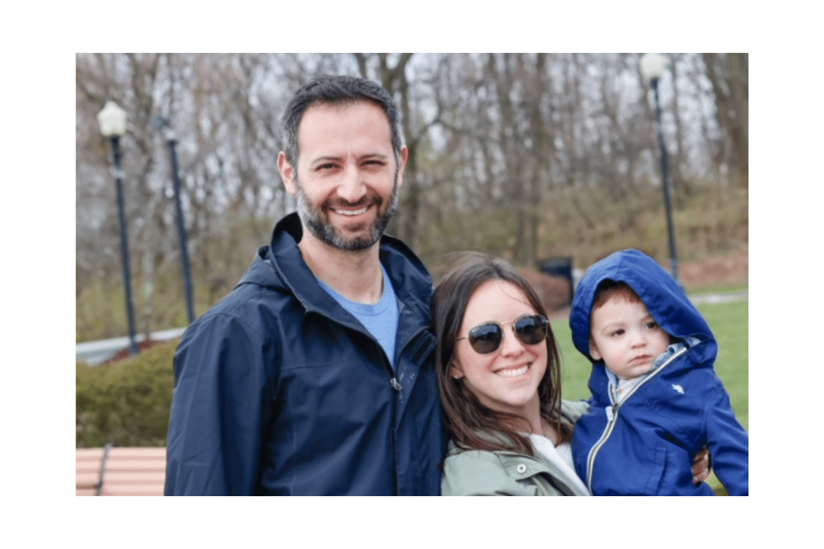 Black and White Modern Wave Exclusive Offer Email Header (1)